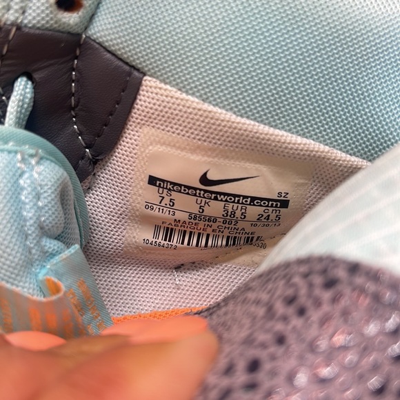 Nike Women’s Dunk Sky High Premium Dark Gray Glacier Ice - Picture 7 of 8